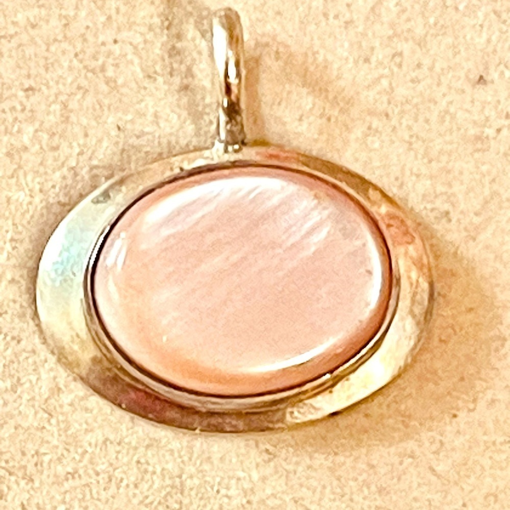 VTG Native American Sterling Silver Real Mother Of Pearl Gemstone Pendant